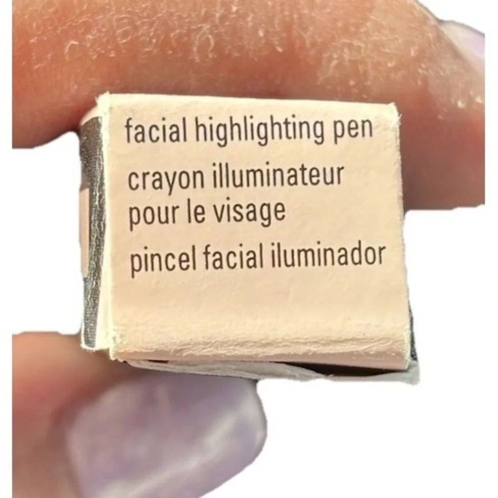 New Mary Kay Facial Highlighting Pen Shade 3